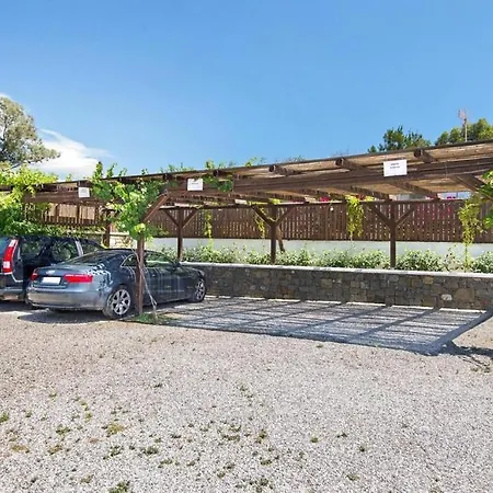 In With A Terrace Or Balcony * 吉奥塔略