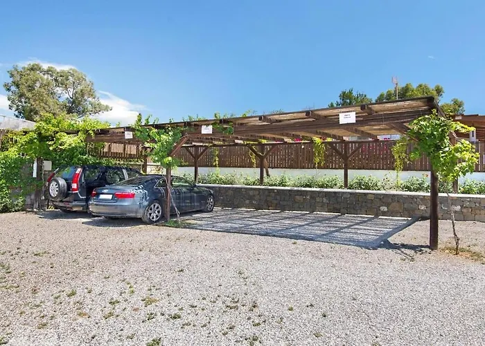 In With A Terrace Or Balcony * 吉奥塔略