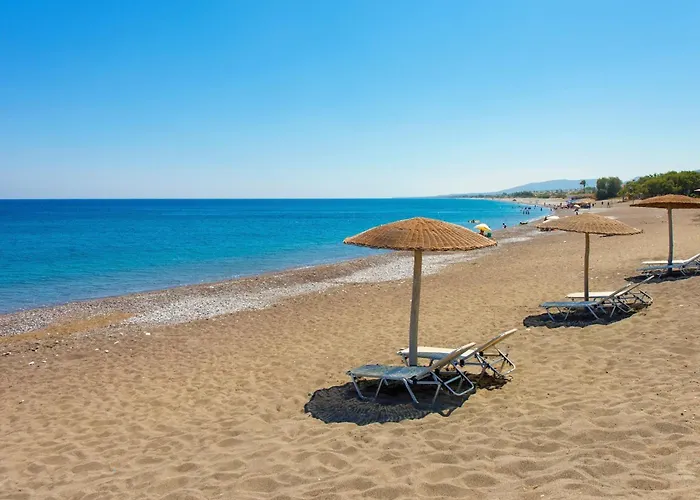 In With A Terrace Or Balcony 度假居 *