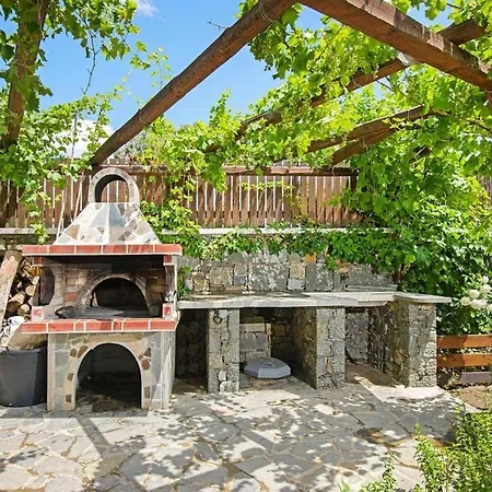 In With A Terrace Or Balcony Κιοτάρι