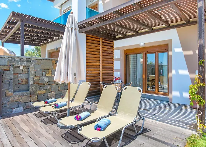 In With A Terrace Or Balcony Ferienhaus *