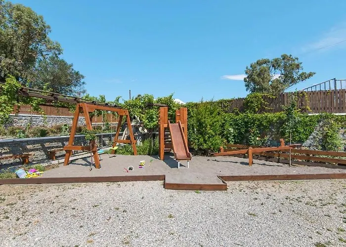 In With A Terrace Or Balcony *